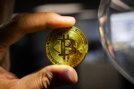 Thượng viện bỏ phiếu bác bỏ chính sách mã kim của SEC, TT Biden hứa sẽ phủ quyết nghị quyết chung