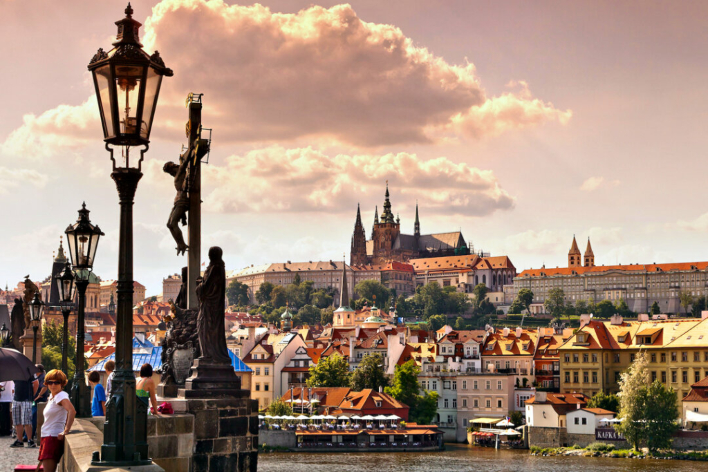 Châu Âu trong mắt nhà văn du lịch Rick Steves: Lịch sử sống động ở Praha