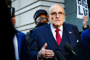 Chương trình phát thanh của ông Rudy Giuliani bị hủy vì bàn luận về cuộc bầu cử năm 2020
