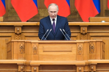 Tàu vận chuyển vũ khí Angara của Nga cập cảng Trung Quốc giữa lúc Hoa Kỳ đưa ra những cảnh báo nghiêm khắc