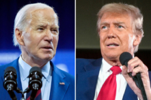 (Trái) Tổng thống Joe Biden nói tại Wilmington, North Carolina, hôm 02/05/2024. (Phải) và ứng cử viên tổng thống Đảng Cộng Hòa, cựu Tổng thống Donald Trump, nói tại một cuộc vận động tranh cử ở Waukesha, Wisconsin, hôm 01/05/2024. (Ảnh: AP Photo)