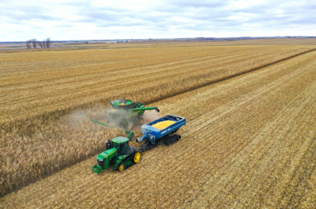 Hạ viện Hoa Kỳ công bố dự luật trang trại trị giá 1,500 tỷ USD, gây tranh cãi về tài trợ