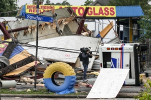 TT Biden phê chuẩn tuyên bố thảm họa nghiêm trọng ở 7 quận của Texas sau trận bão dữ dội