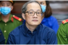 Đại án Việt Á: Cựu giám đốc Bệnh viện Thủ Đức sắp hầu tòa vụ án thứ hai