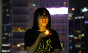 Cảnh sát Hồng Kông bị chỉ trích vì bắt giữ những người tưởng niệm vụ thảm sát Thiên An Môn