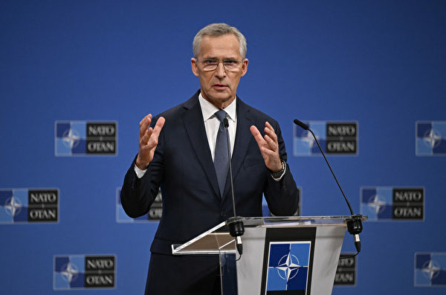 NATO điều chỉnh kho vũ khí hạt nhân để đối phó với Trung Quốc và Nga