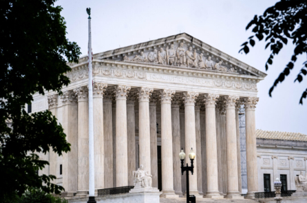 Tối cao Pháp viện Hoa Kỳ sẽ xem xét lại vụ kiện liên quan đến việc Facebook thu thập dữ liệu