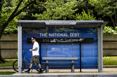 Thâm hụt ngân sách tháng Năm của Hoa Kỳ tăng vọt lên 347 tỷ USD khi chi tiêu, chi phí lãi vay tăng cao