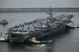Theodore Roosevelt (CVN 71), một hàng không mẫu hạm chạy bằng năng lượng hạt nhân đang neo đậu ở Busan, Bắc Hàn, hôm thứ Bảy, ngày 22/06/2024. (Ảnh: Song Kyung-Seok/Pool Photo qua AP)