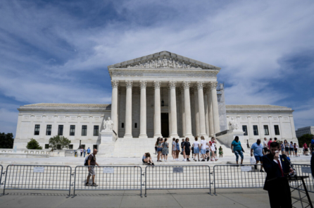 Tối cao Pháp viện Hoa Kỳ tạm thời cho phép phá thai trong trường hợp khẩn cấp ở Idaho