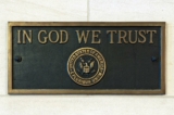 Tiêu ngữ “In God We Trust” (Chúng ta tin vào Thượng Đế) có một lịch sử đặc biệt, phản ánh động lực của tinh thần Mỹ. (Ảnh: Tư liệu công cộng)