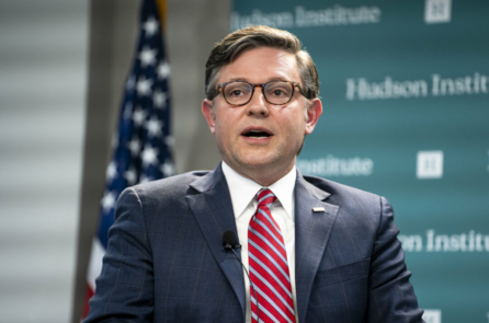 Chủ tịch Hạ viện Johnson sẽ thúc đẩy soạn thảo luật để chống lại chính quyền Trung Quốc