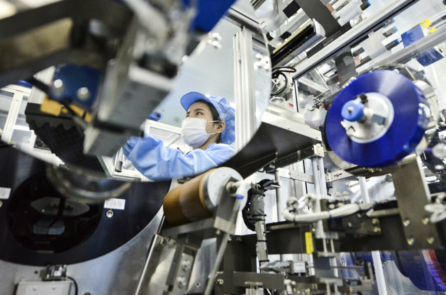 Chính phủ TT Biden công bố gói tài trợ 1.7 tỷ USD để hiện đại hóa các nhà máy sản xuất xe hơi