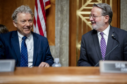 Ủy ban của Thượng viện yêu cầu thông tin từ Sở Mật vụ, FBI, Cảnh sát Pennsylvania về vụ nổ súng nhắm vào ông Trump